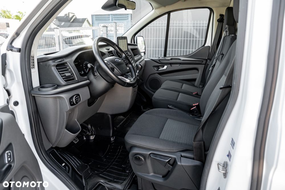 Ford Transit Custom - 13
