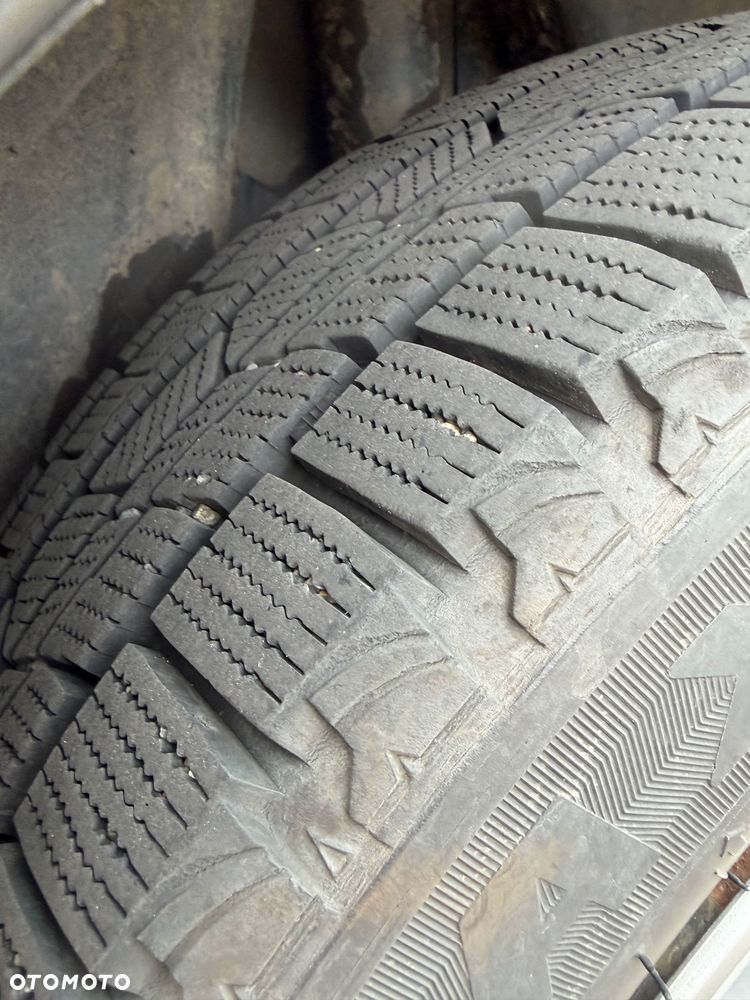 Renault Clio E-TECH 140 INTENS - 24