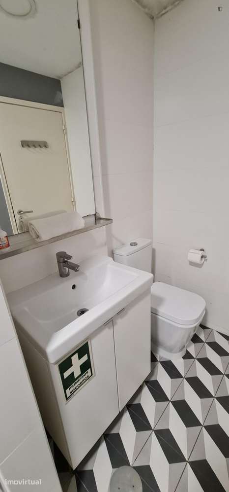 Apartamento com 3 quartos - localizado em Cedofeita Porto - Grande imagem: 3/20