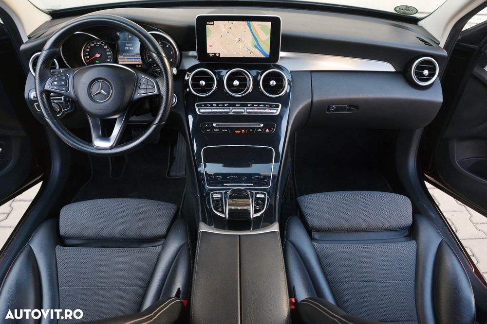 Mercedes-Benz C 220 d 4Matic 7G-TRONIC AMG Line - 14