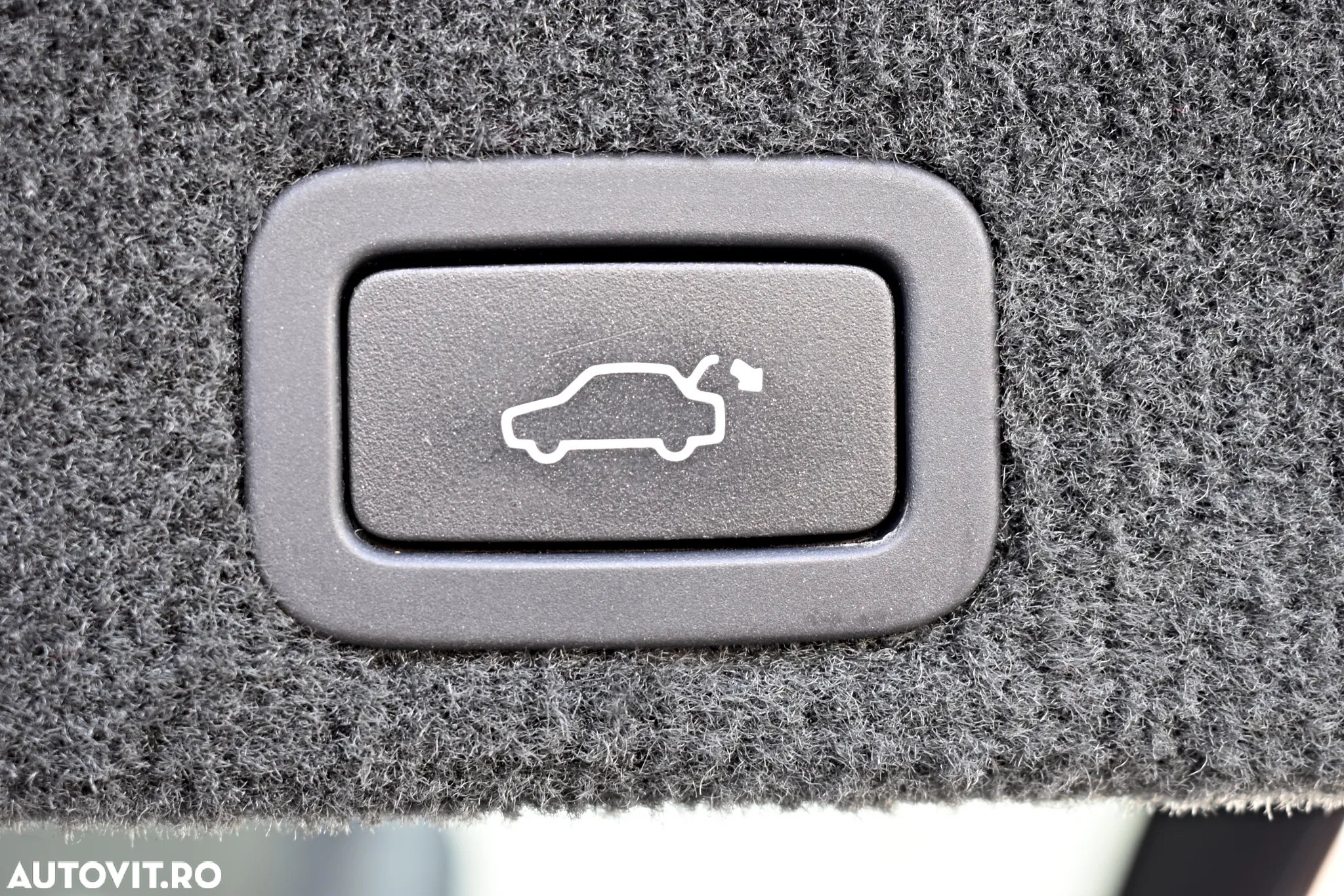 Volvo XC 60 D4 Geartronic Summum - 32