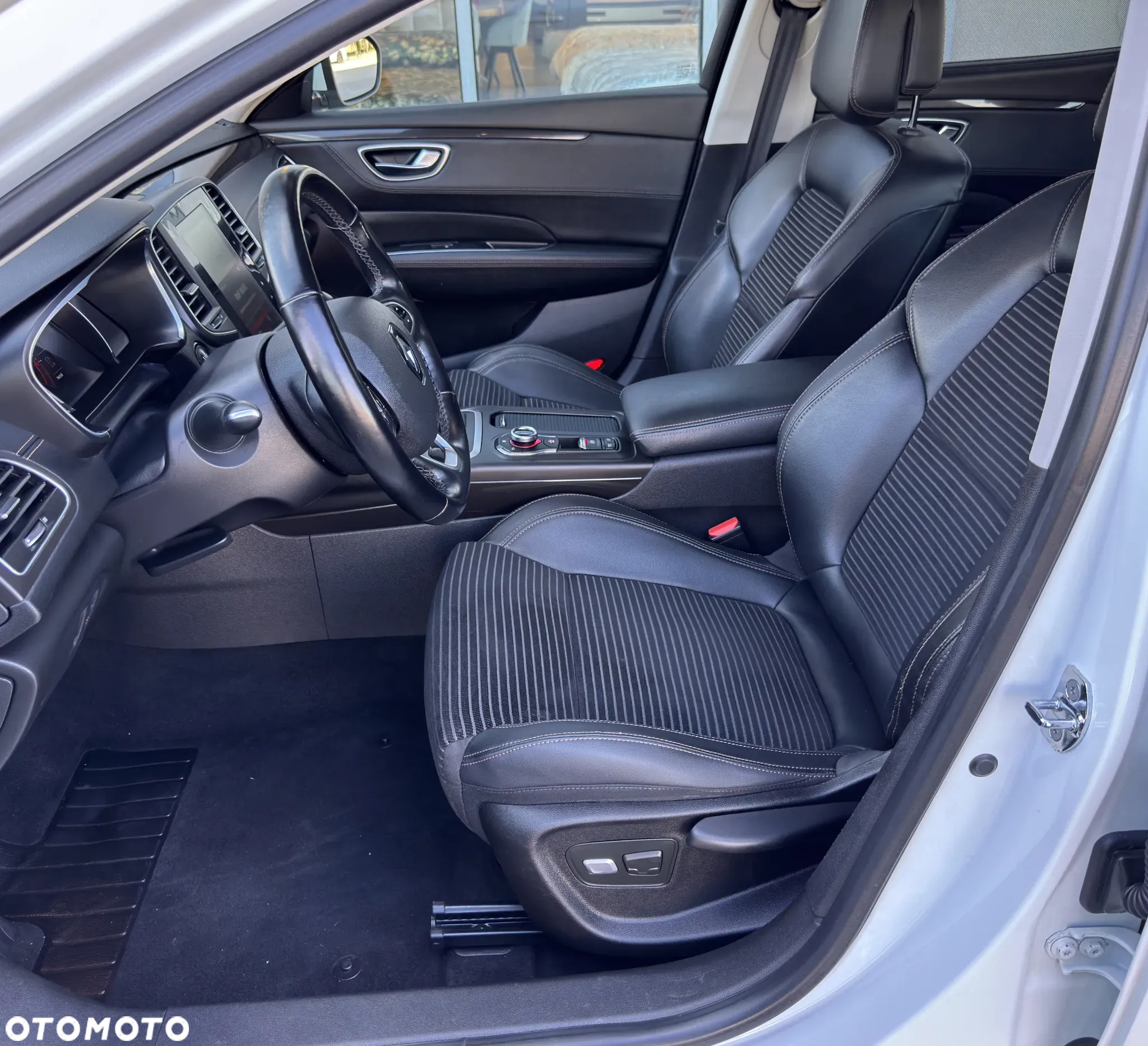 Renault Talisman Grandtour ENERGY TCe 200 EDC Business - 19