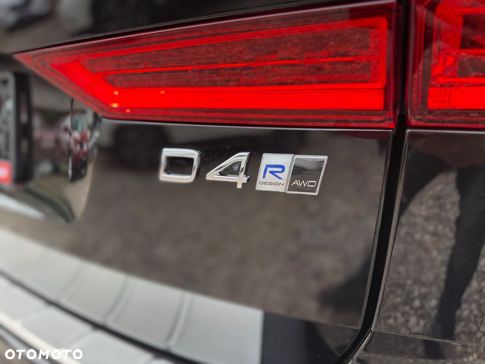 Volvo XC 60 D4 RDesign - 13