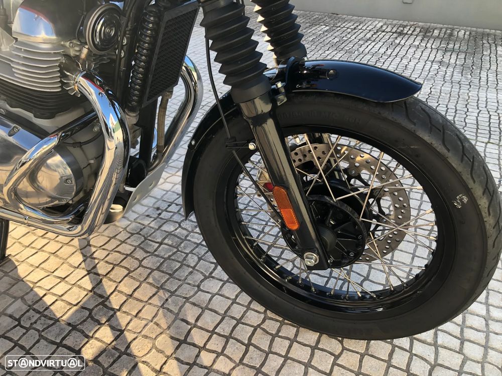 Royal Enfield Interceptor 650 - 7
