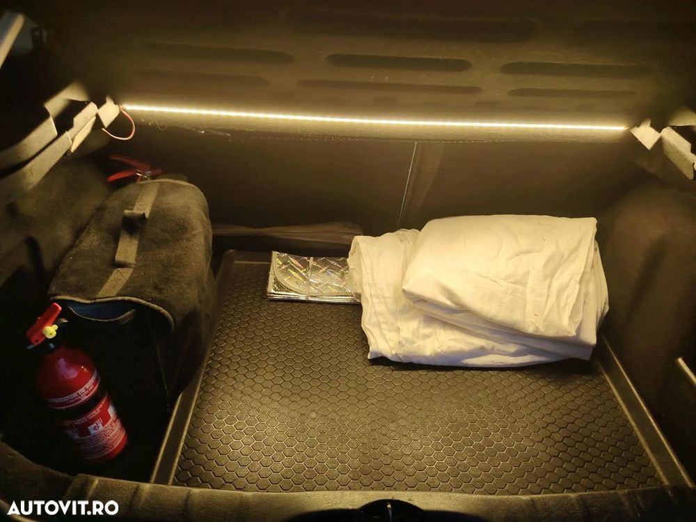 Citroën C4 1.6 HDI FAP Confort - 16