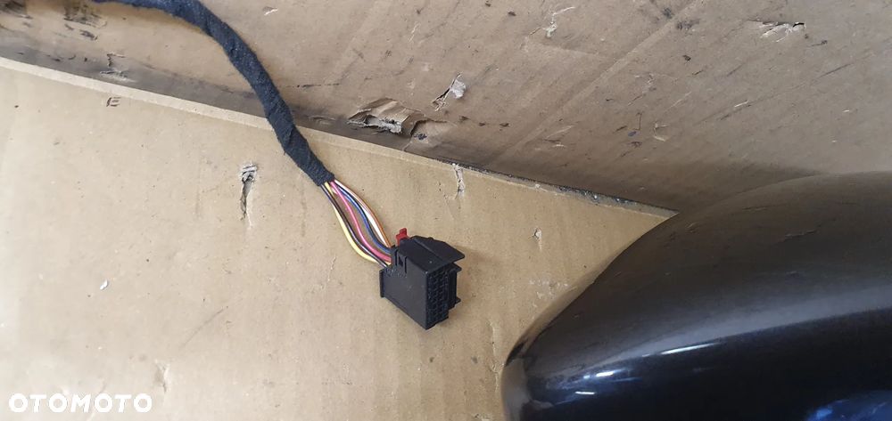 Lusterko prawe 6pin 6 pinów Europa LC8Z VW Passat B7 - 8