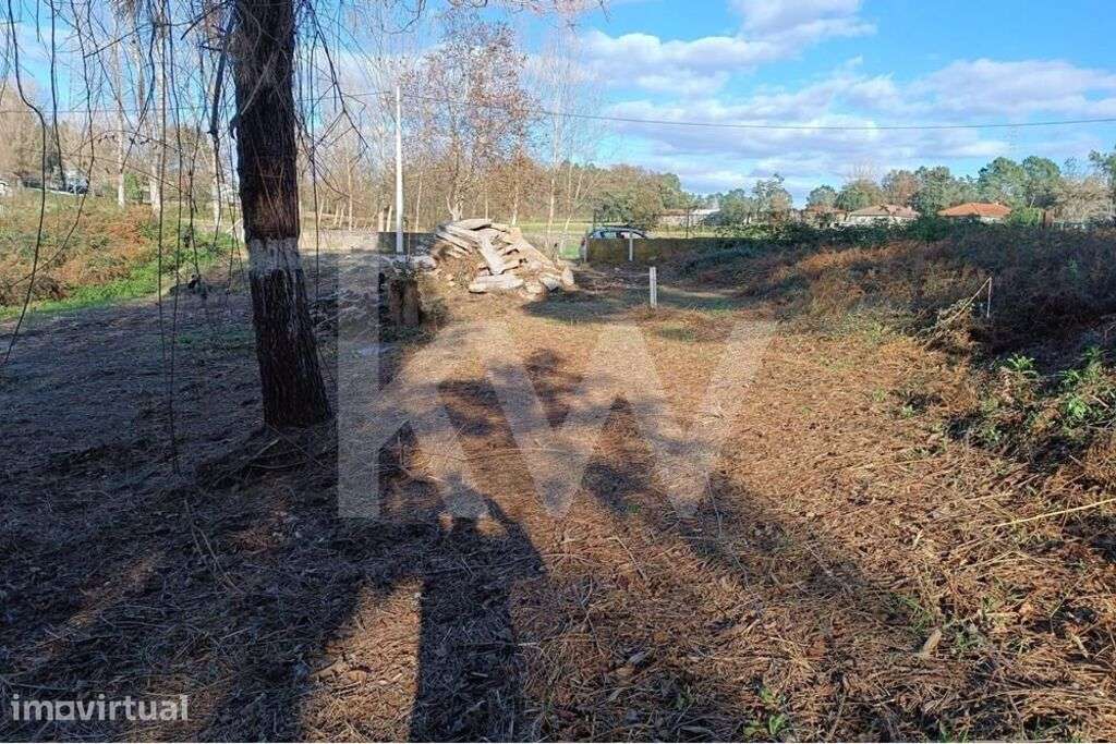Terreno para construção de moradia na Vila de Prado, Vila Verde - Brag - Grande imagem: 3/14