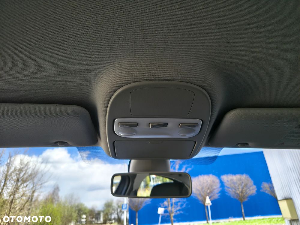 Renault Fluence 1.6 16V Color Edition - 26