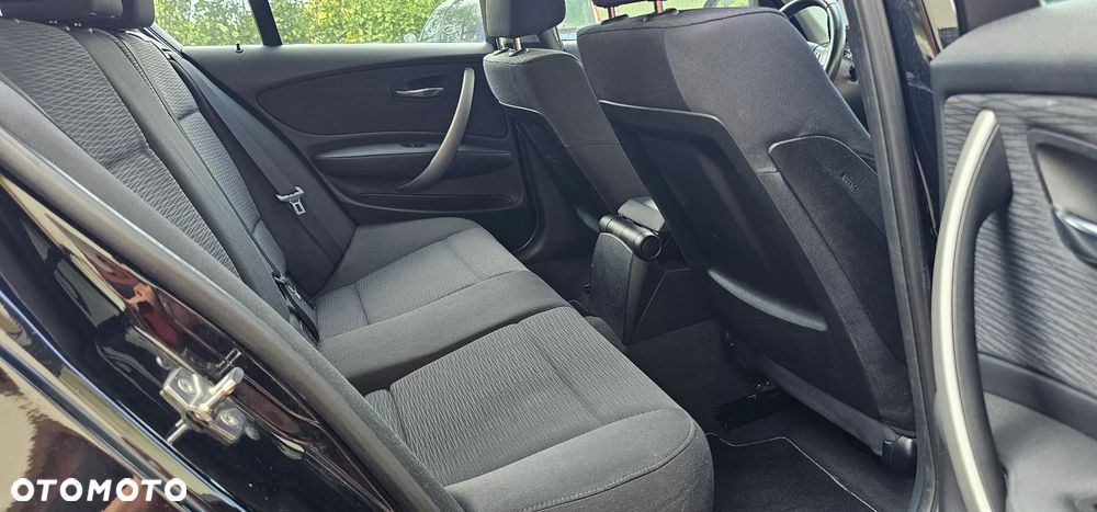 BMW Seria 1 116d - 17