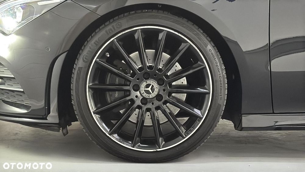 Mercedes-Benz CLA 200 d AMG Line 8G-DCT - 21