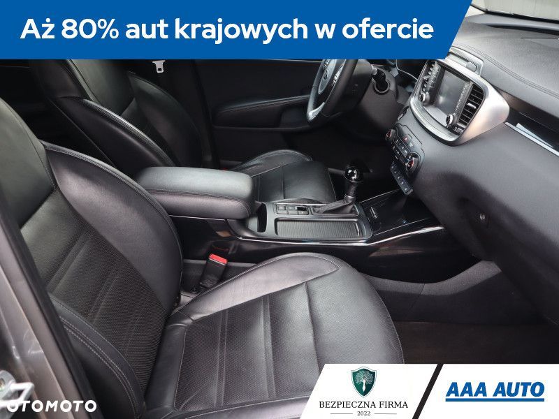 Kia Sorento - 11
