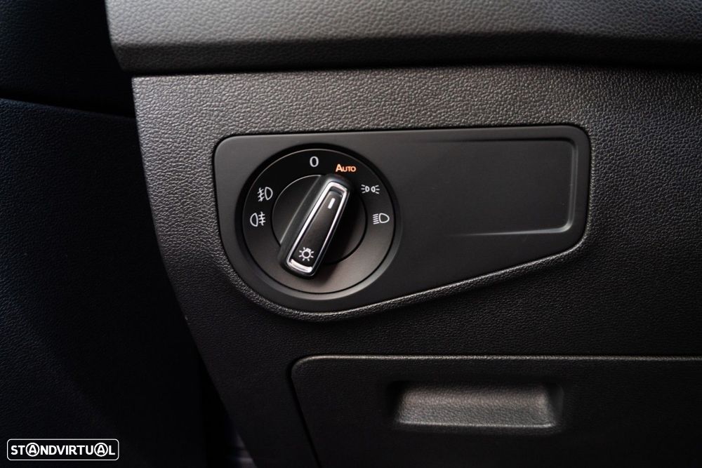 VW Tiguan 2.0 TDI Highline DSG - 28