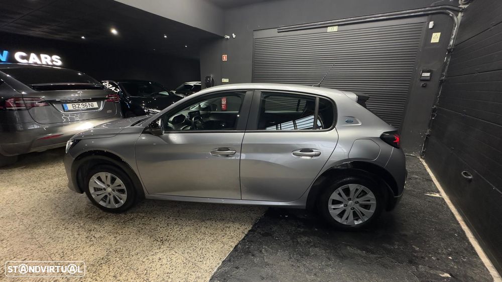 Peugeot e-208 E-Style - 12