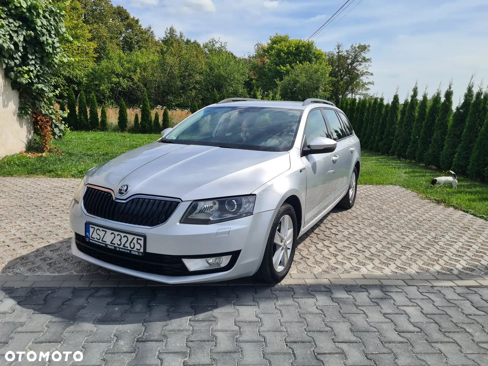 Skoda Octavia 2.0 TDI Ambition DSG - 1