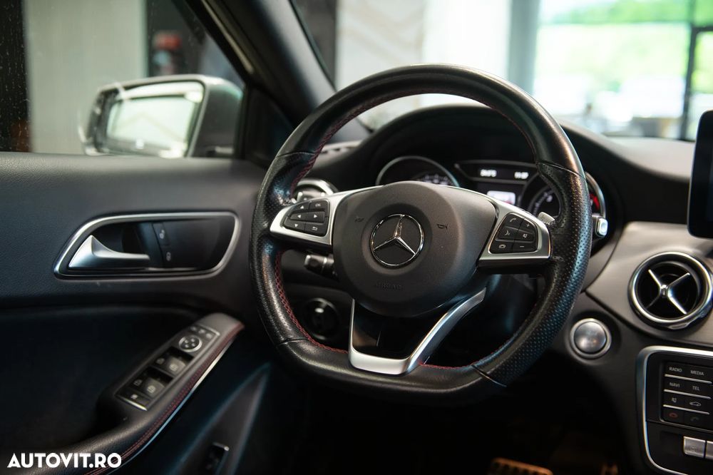 Mercedes-Benz GLA 200 d 4MATIC Aut. - 28