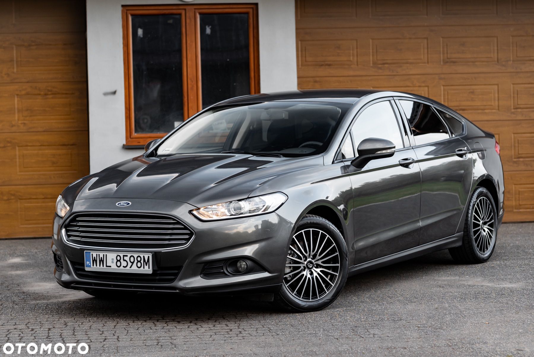 Ford Mondeo 1.5 EcoBoost Ambiente - 1