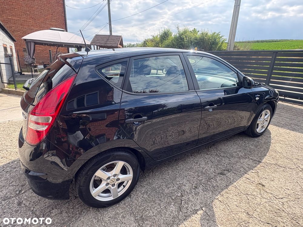 Hyundai i30 1.4 Comfort - 40