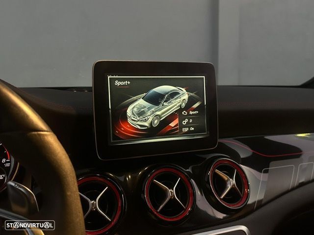 Mercedes-Benz CLA 45 AMG 4Matic Speedshift DCT 7G Night Edition - 15