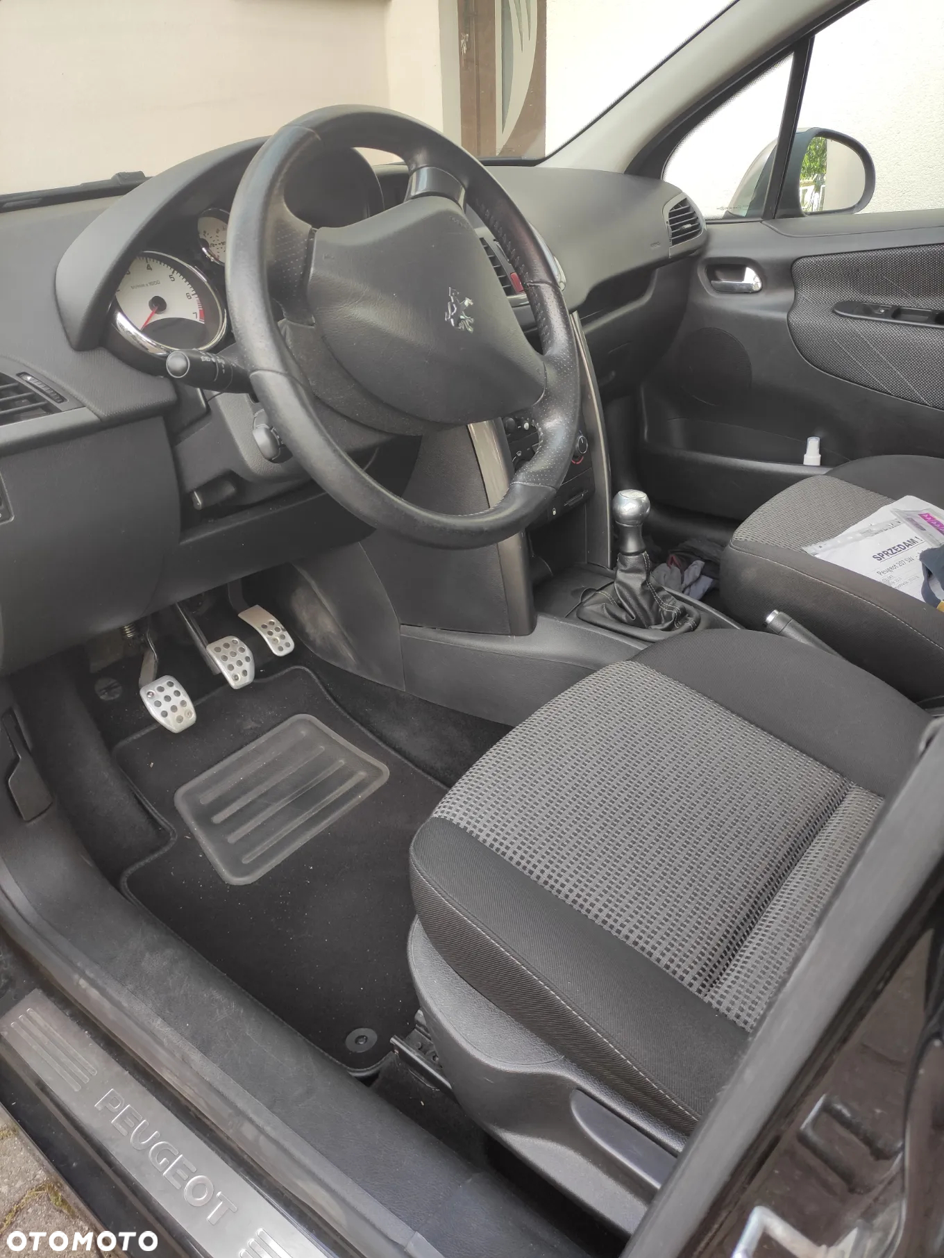 Peugeot 207 - 5