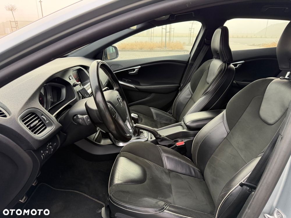 Volvo V40 D2 RDesign - 15