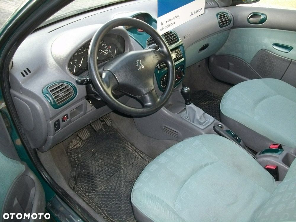 Peugeot 206 - 5