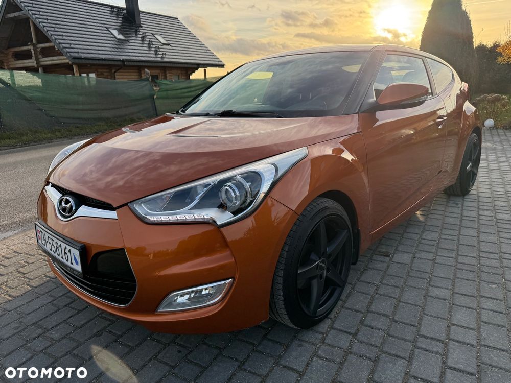 Hyundai Veloster 1.6 GDI Style - 13
