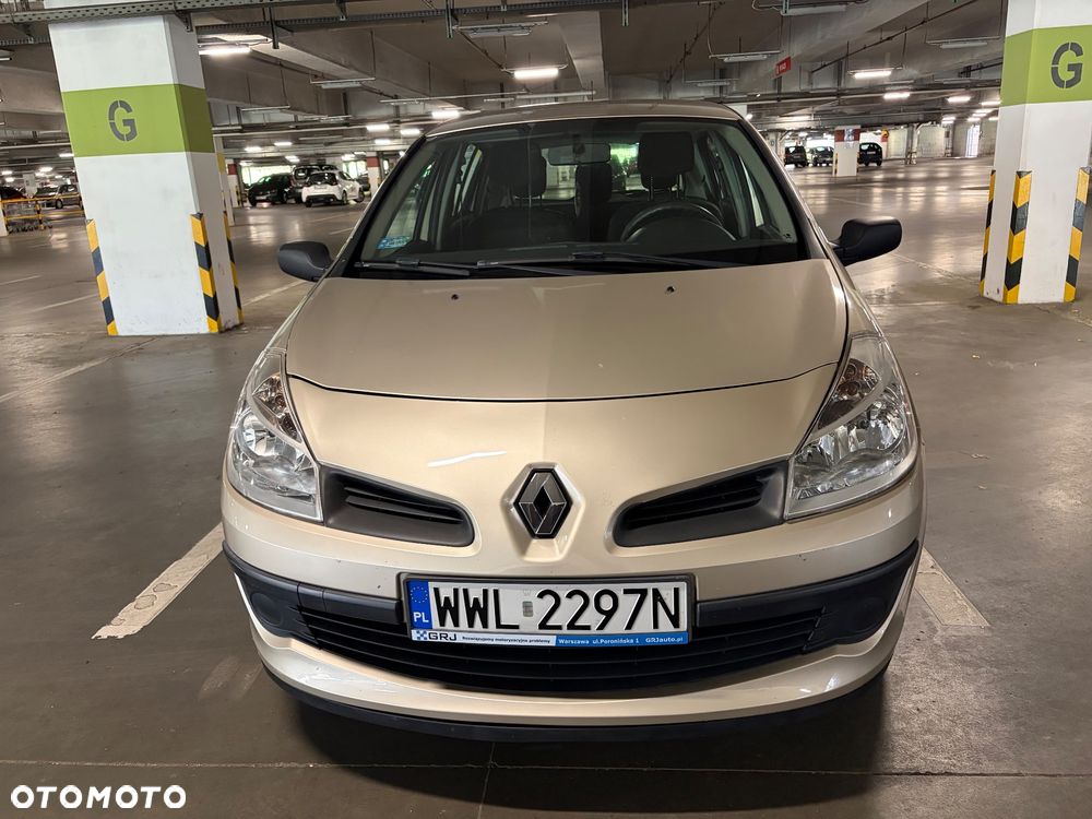 Renault Clio 1.2 16V Expression - 10