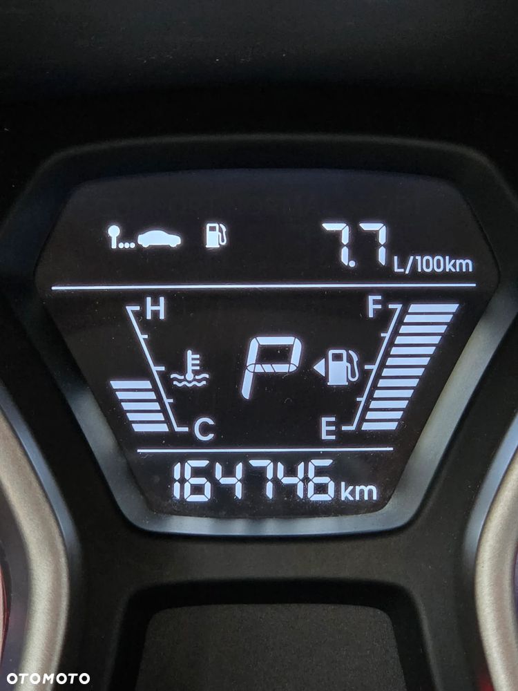 Hyundai Elantra 1.6 Style - 16