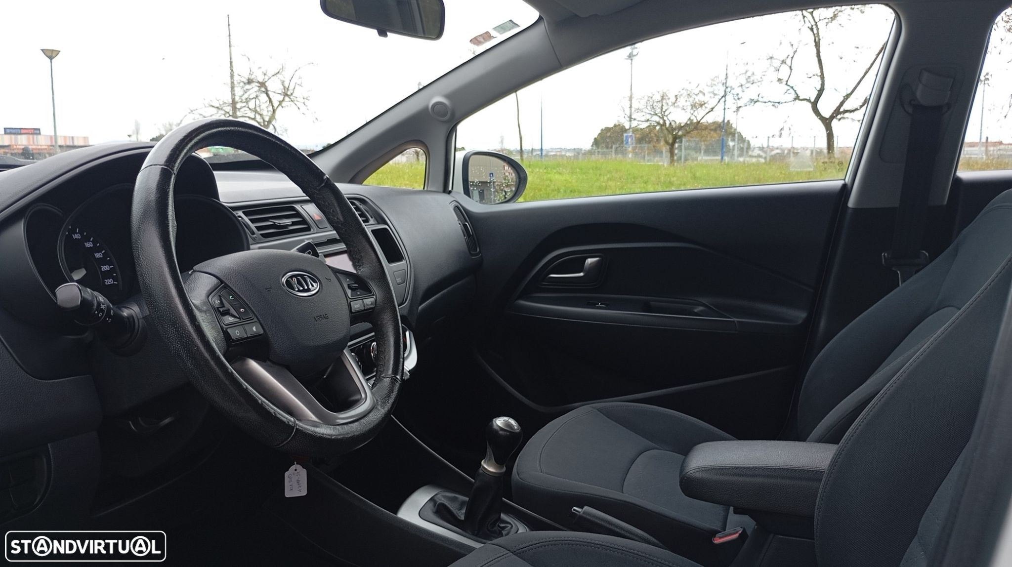 Kia Rio 1.2 CVVT LX - 9
