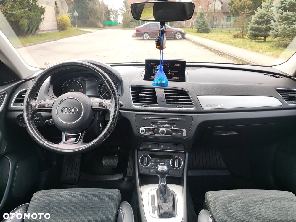 Audi Q3 35 TDI Quattro S tronic S line - 22