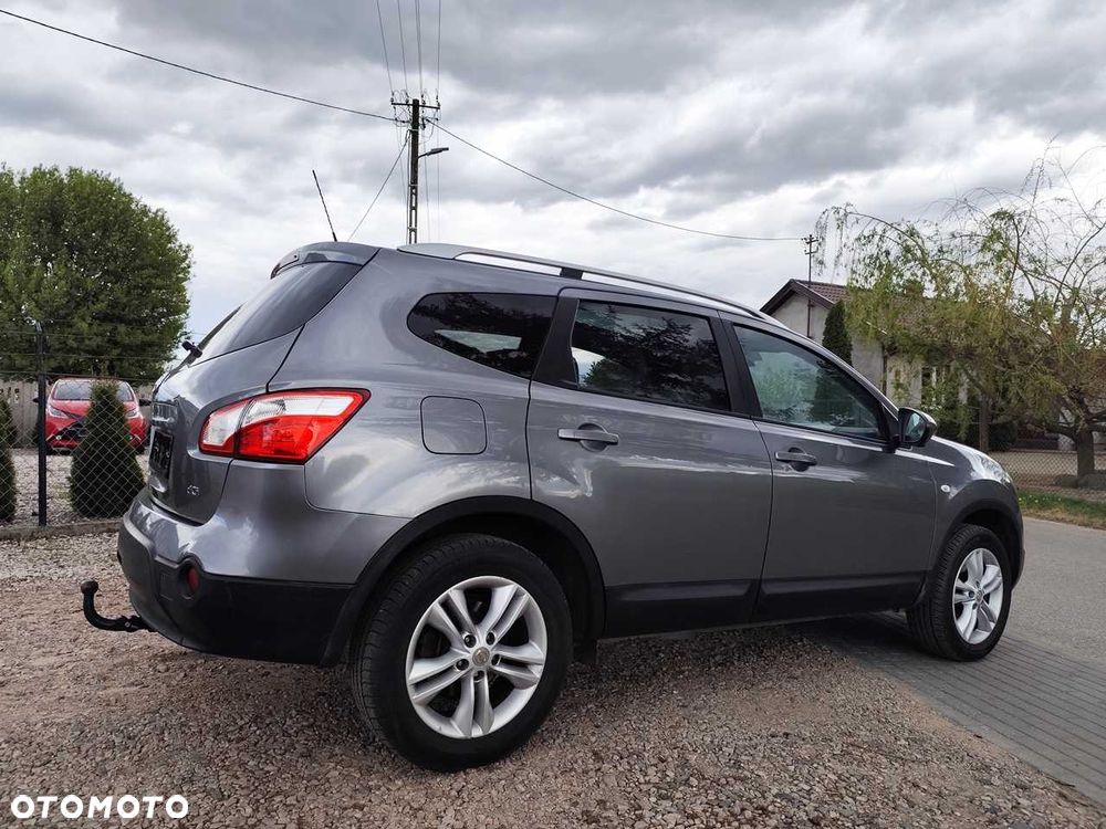Nissan Qashqai+2 - 5