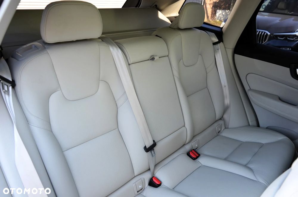 Volvo XC 60 B4 D Geartronic RDesign - 27