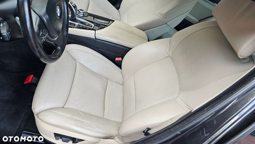 BMW Seria 5 535i xDrive Modern Line - 7