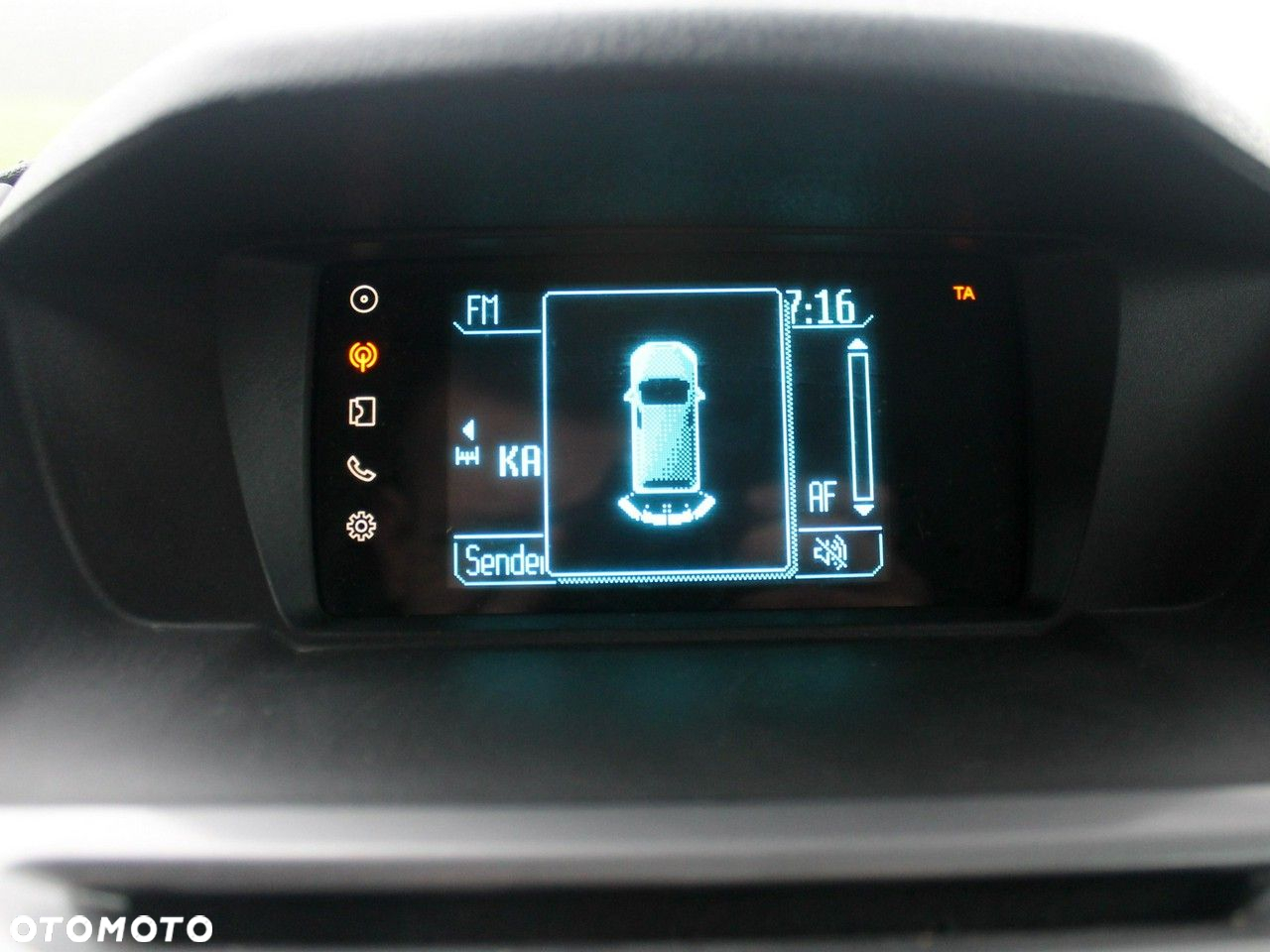 Ford Tourneo Connect - 19