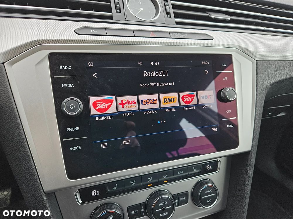 Volkswagen Passat 2.0 TDI BMT Comfortline DSG - 17