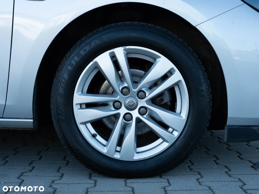 Opel Astra 1.4 T S&S - 13