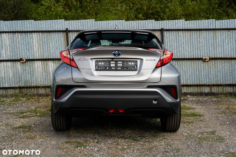 Toyota C-HR Business-Edition - 6