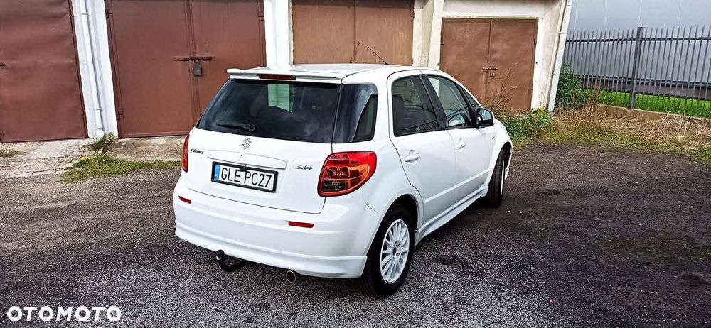 Suzuki SX4 - 4