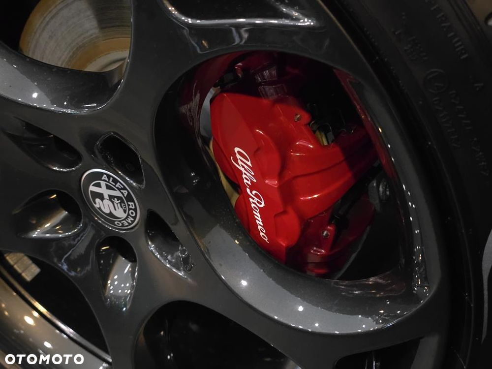 Alfa Romeo Stelvio 2.0 Turbo Veloce Q4 - 14