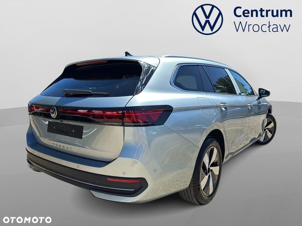 Volkswagen Passat - 3