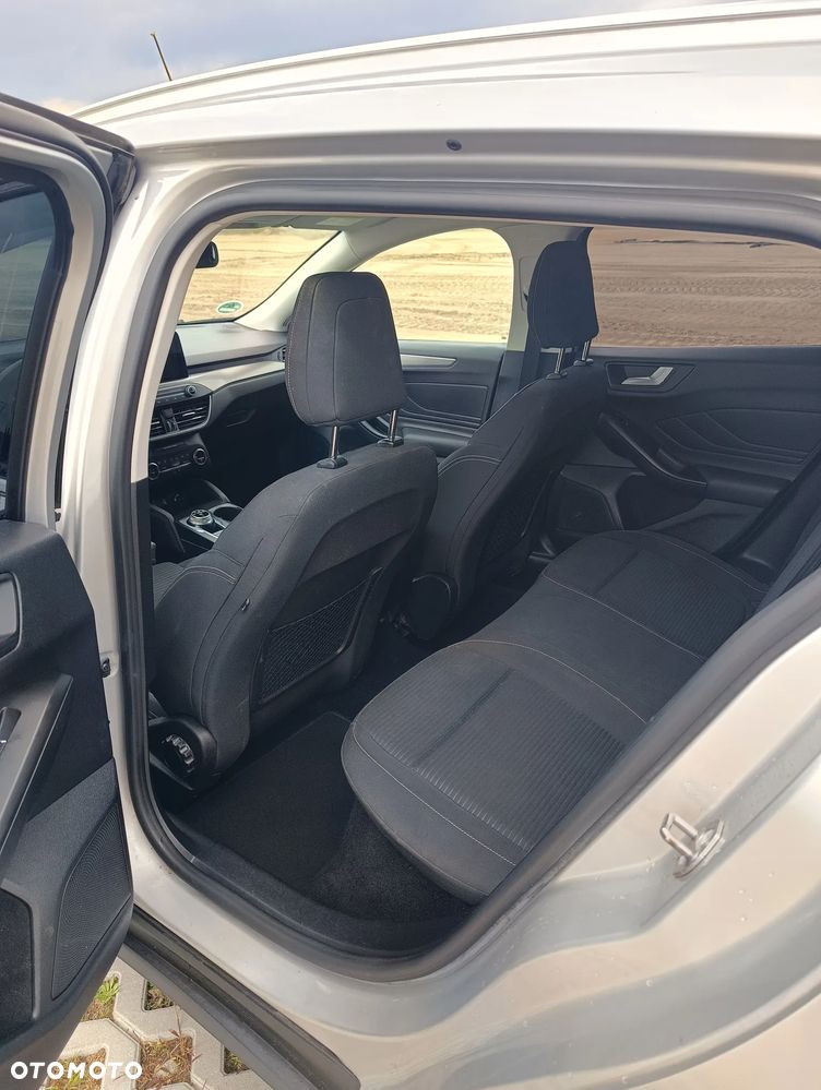 Ford Focus - 16