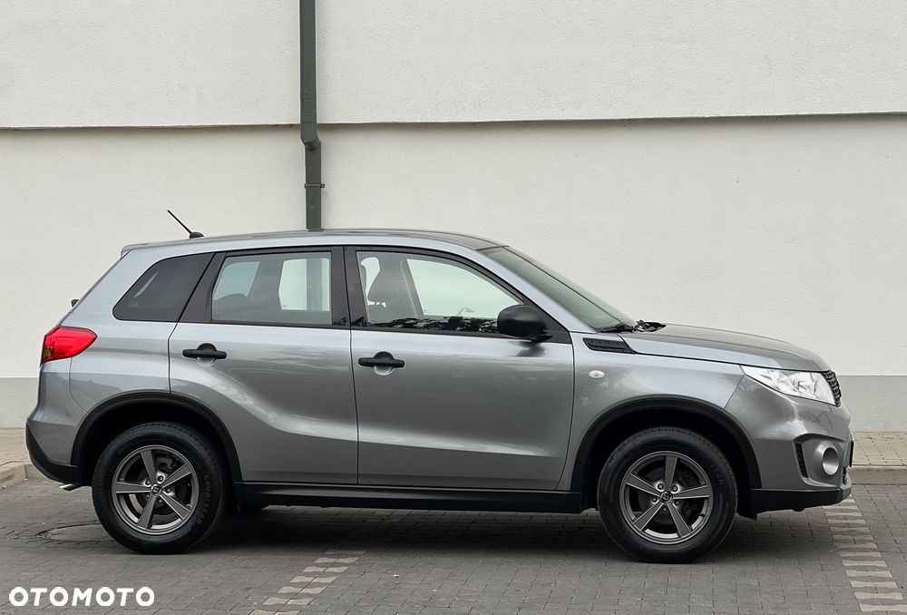 Suzuki Vitara 1.6 Comfort 2WD - 11