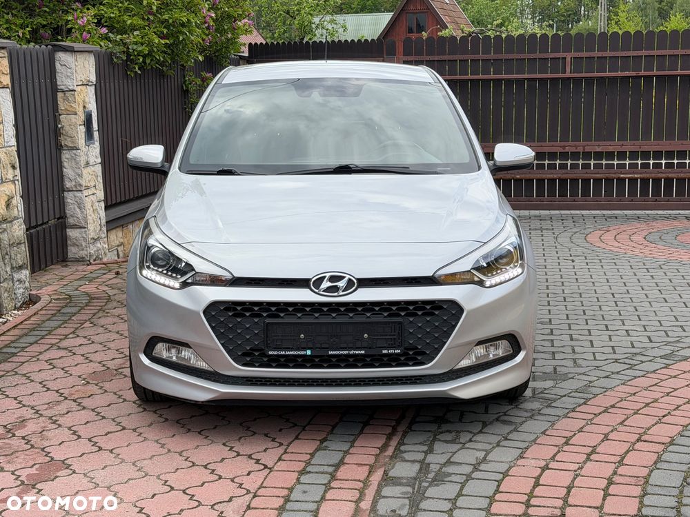 Hyundai i20 1.2 Passion Plus - 1