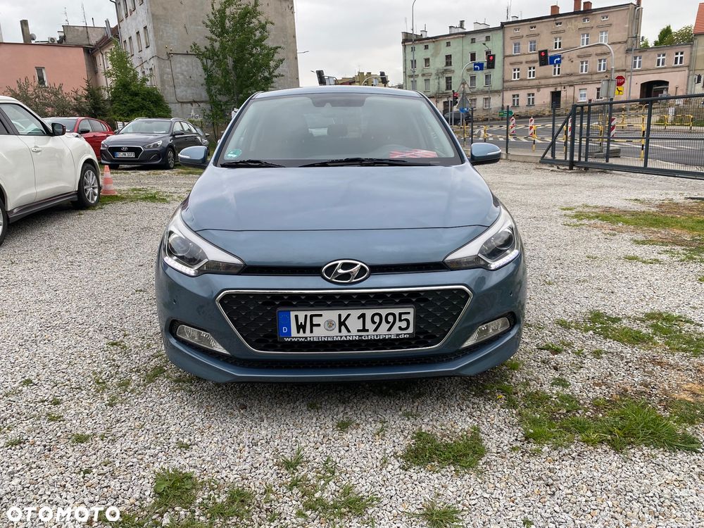 Hyundai i20 1.4 YES Gold - 16