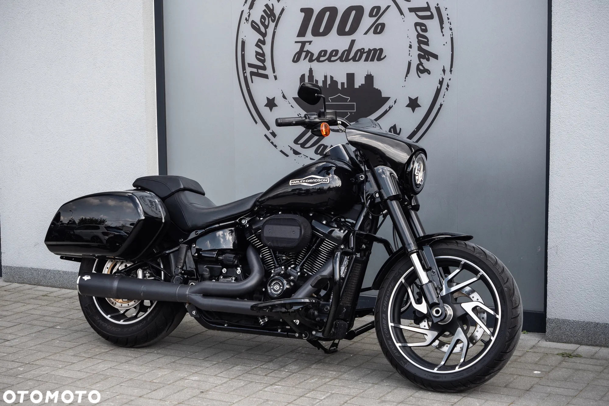 Harley-Davidson Softail Sport Glide - 2
