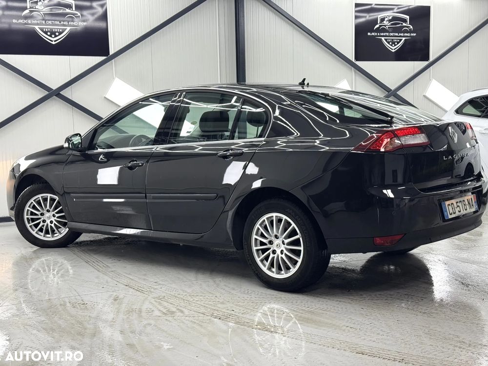 Renault Laguna dCi 110 FAP Paris Business - 17