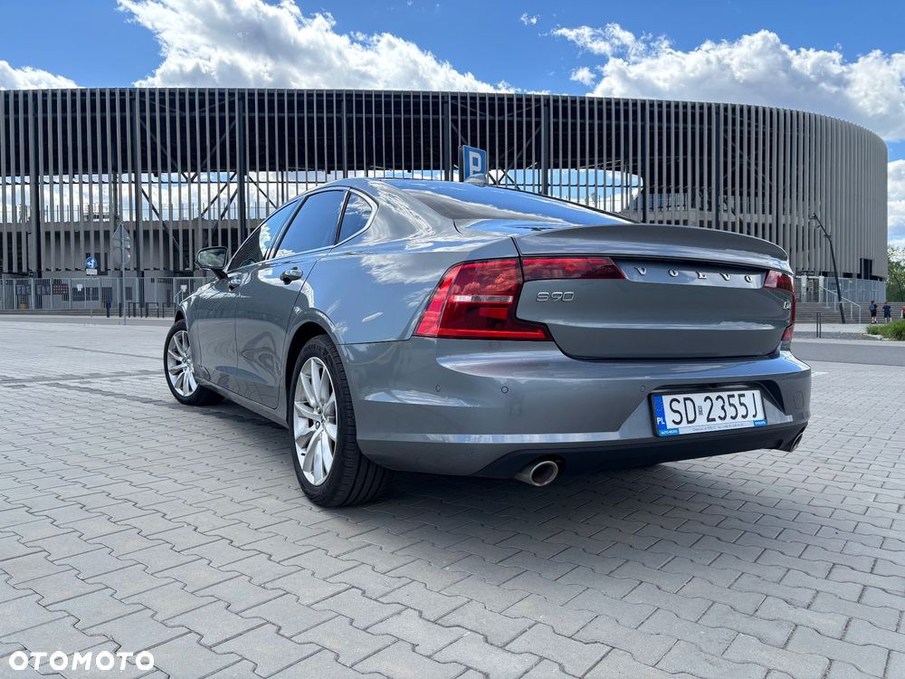 Volvo S90 D4 Momentum - 9