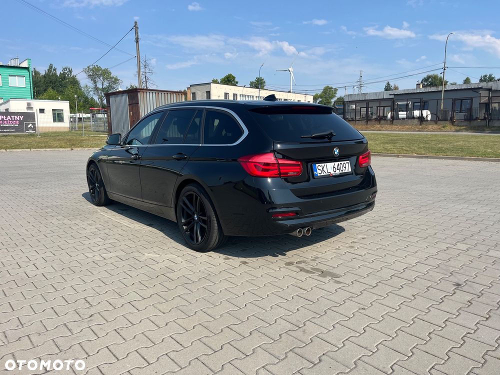 BMW Seria 3 320d - 12