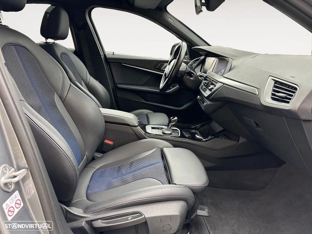 BMW 116 d Pack Desportivo M Auto - 14