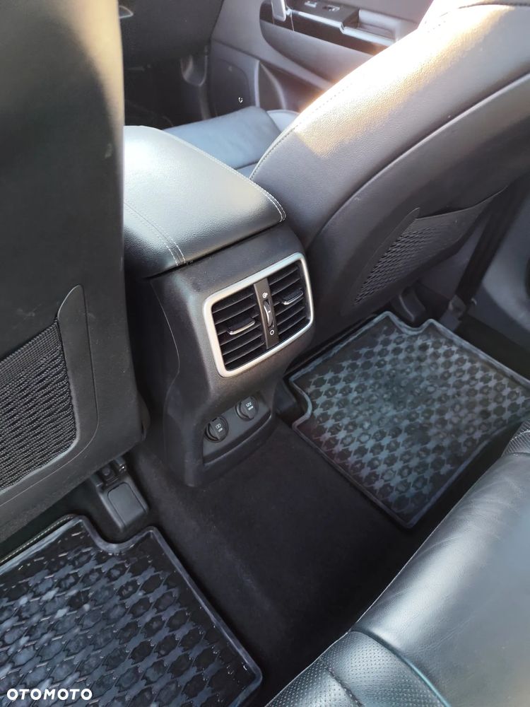 Kia Sportage 1.6 T-GDI AWD DCT GT LINE - 26